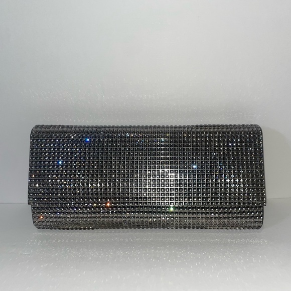 2 in 1: ALDO Silver Sequin Envelope Chain Clutch - Picture 2 of 3